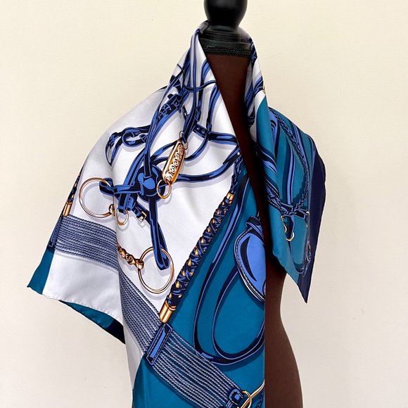 New Gucci Scarf Iconic Equestrian Logo Print Silk Wrap - Picture 2 of 11